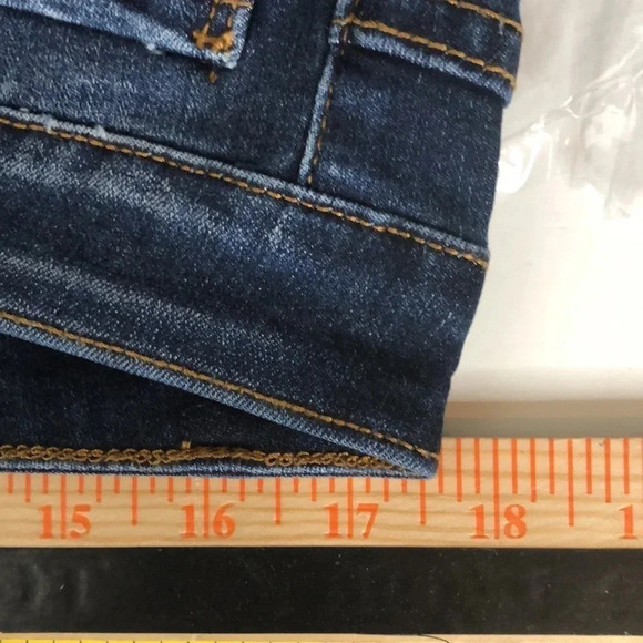 KanCan Skinny Jeans - Picture 9 of 11